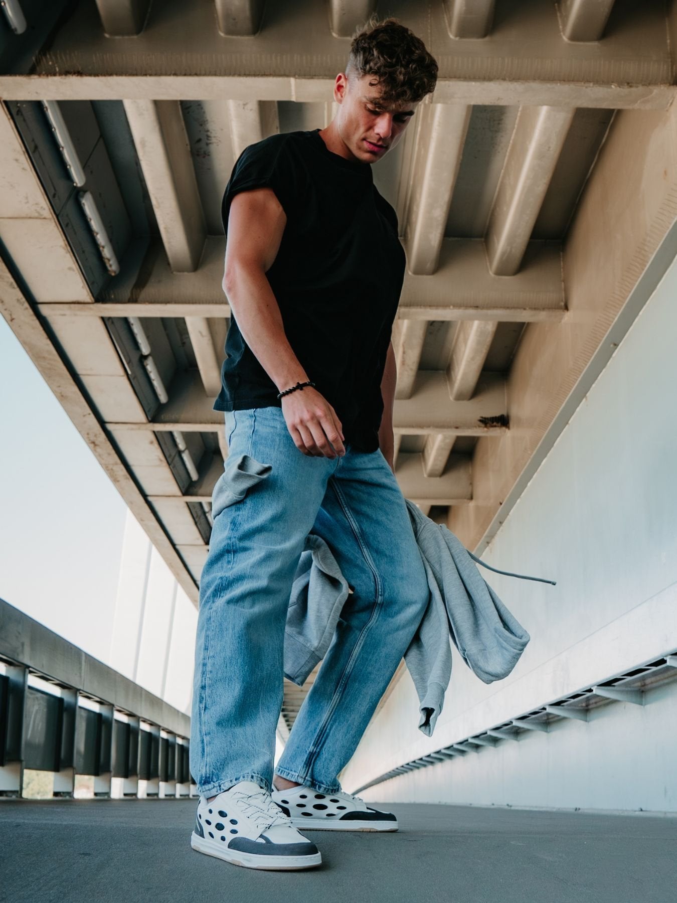 Pre-Order BareBarics Fusion - White & Charcoal