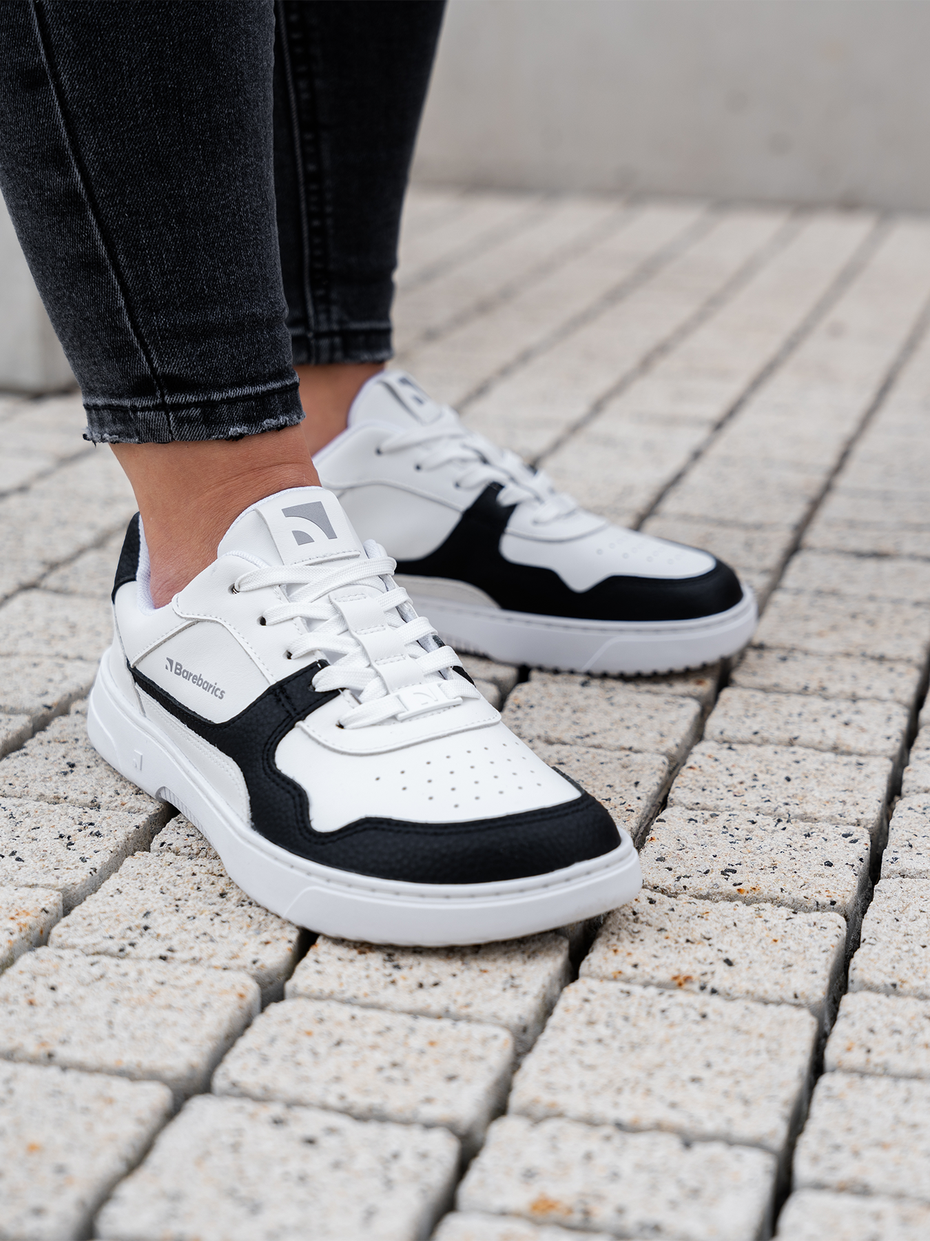 Pre-Order Barefoot Sneakers Barebarics Zing - White & Black - Leather