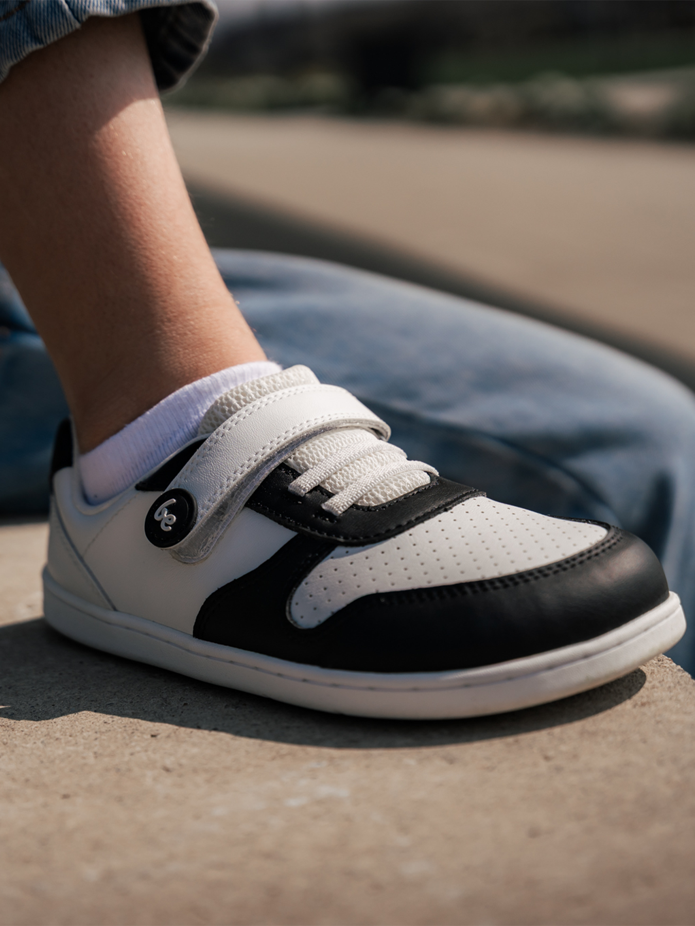 Pre-Order Be Lenka Scoot Kids - White & Black