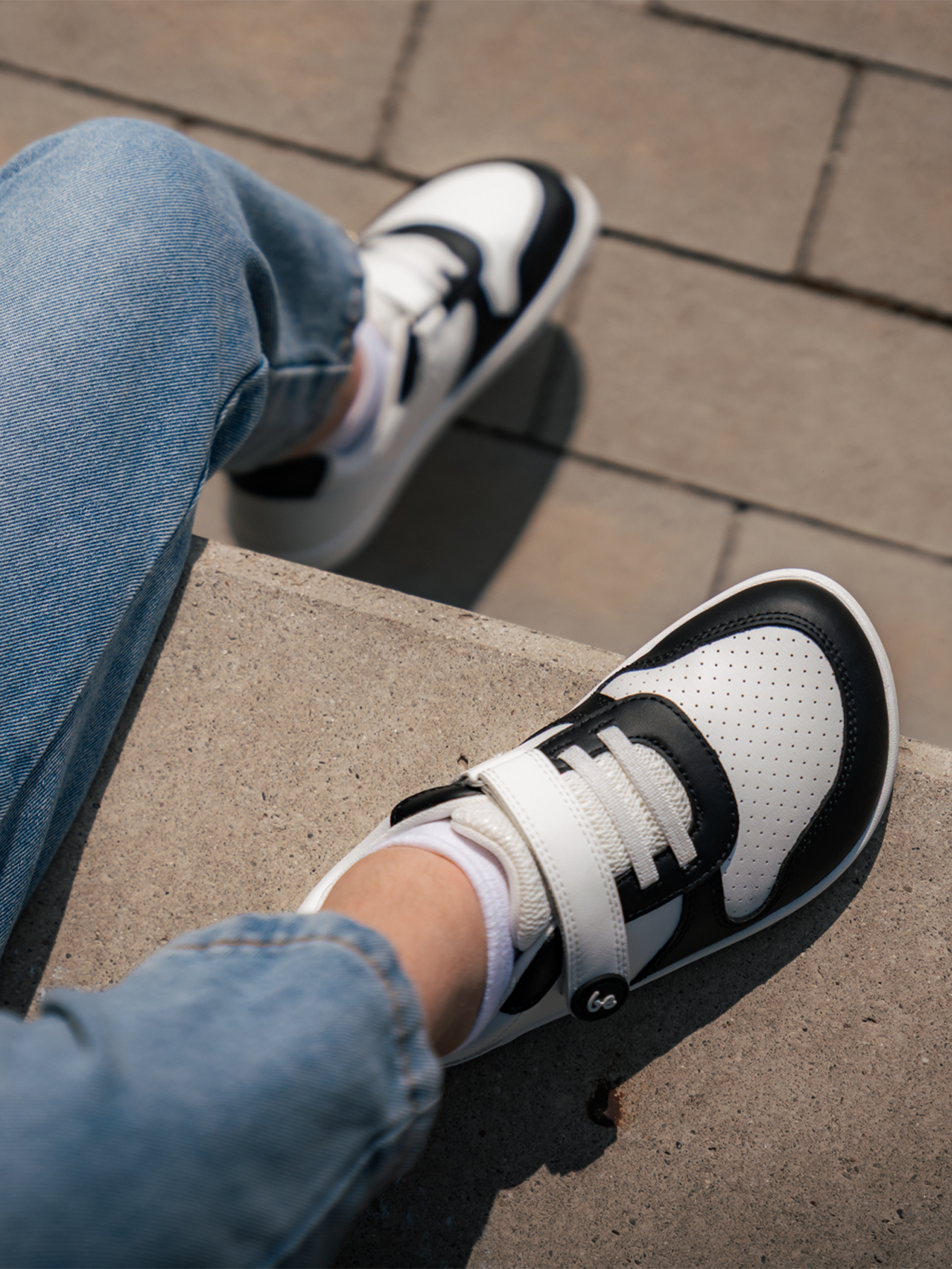 Pre-Order Be Lenka Scoot Kids - White & Black