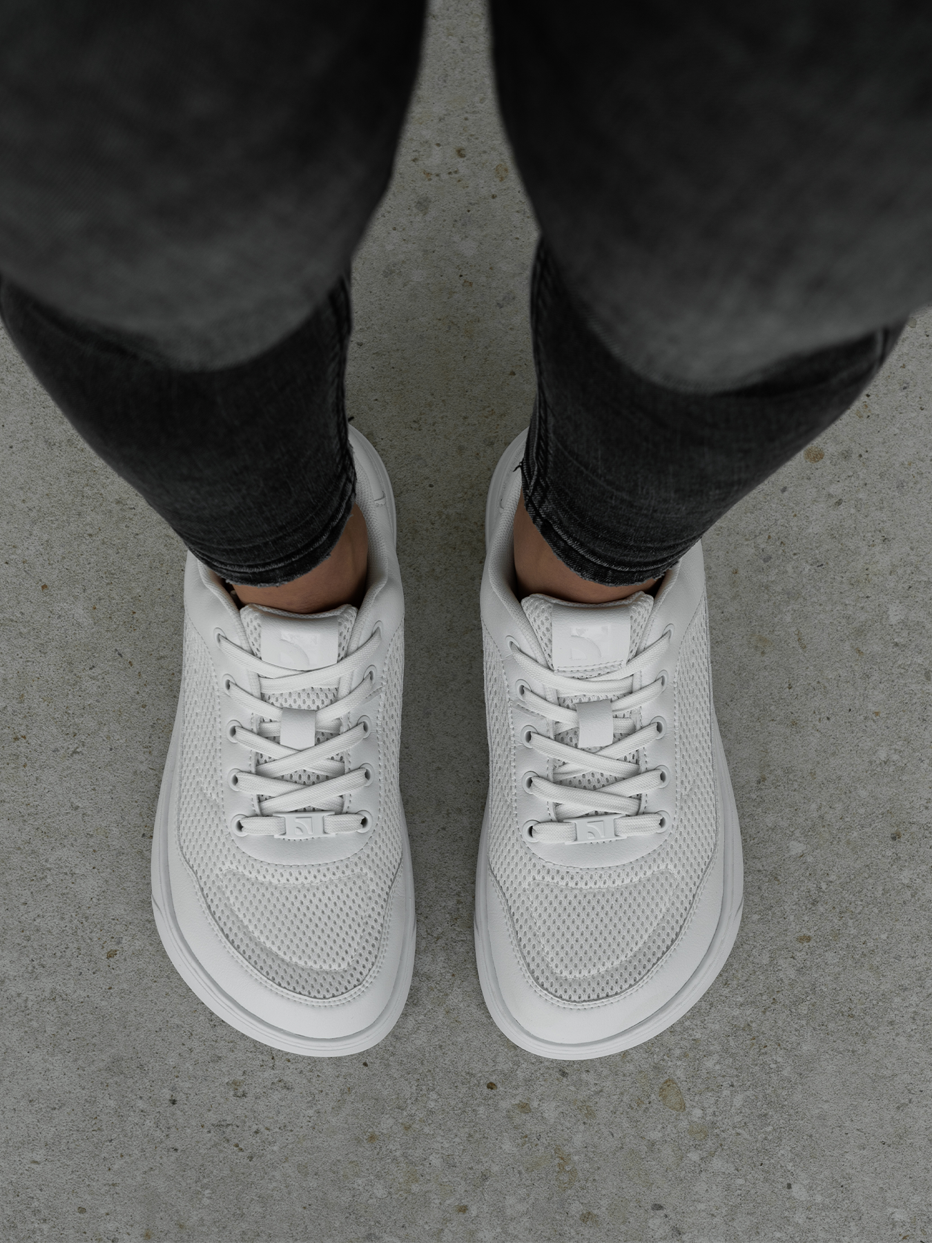 Pre Order Barebarics Vaporo - All White