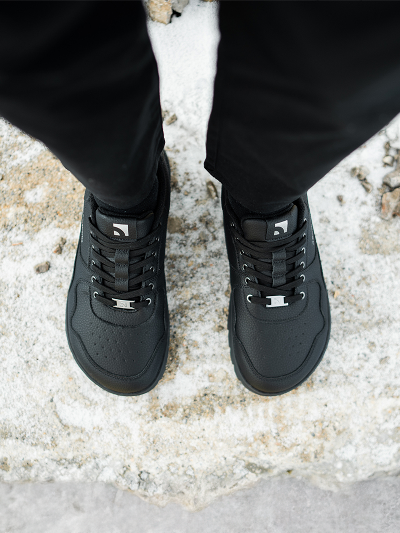 Pre-Order Barebarics Zing Frost - All Black