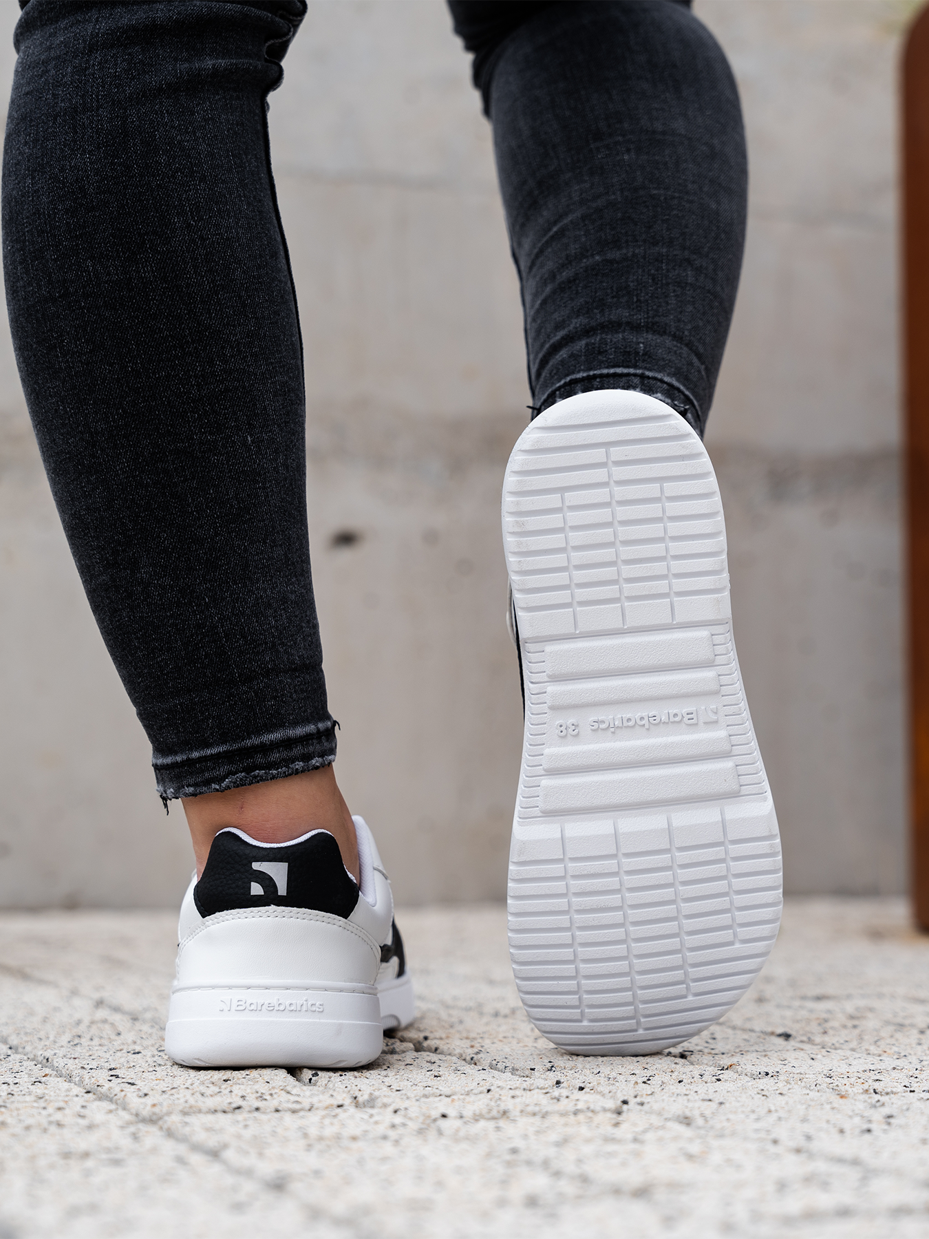 Pre-Order Barefoot Sneakers Barebarics Zing - White & Black - Leather