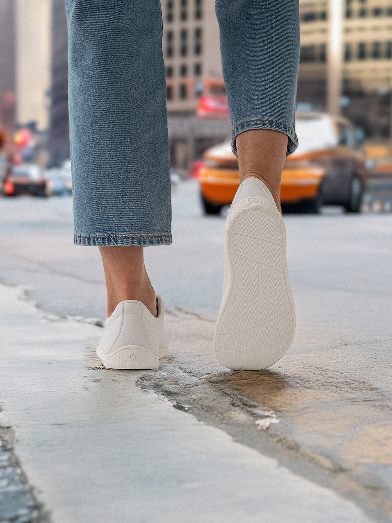 baskāju apavi be lenka core baltā krāsā