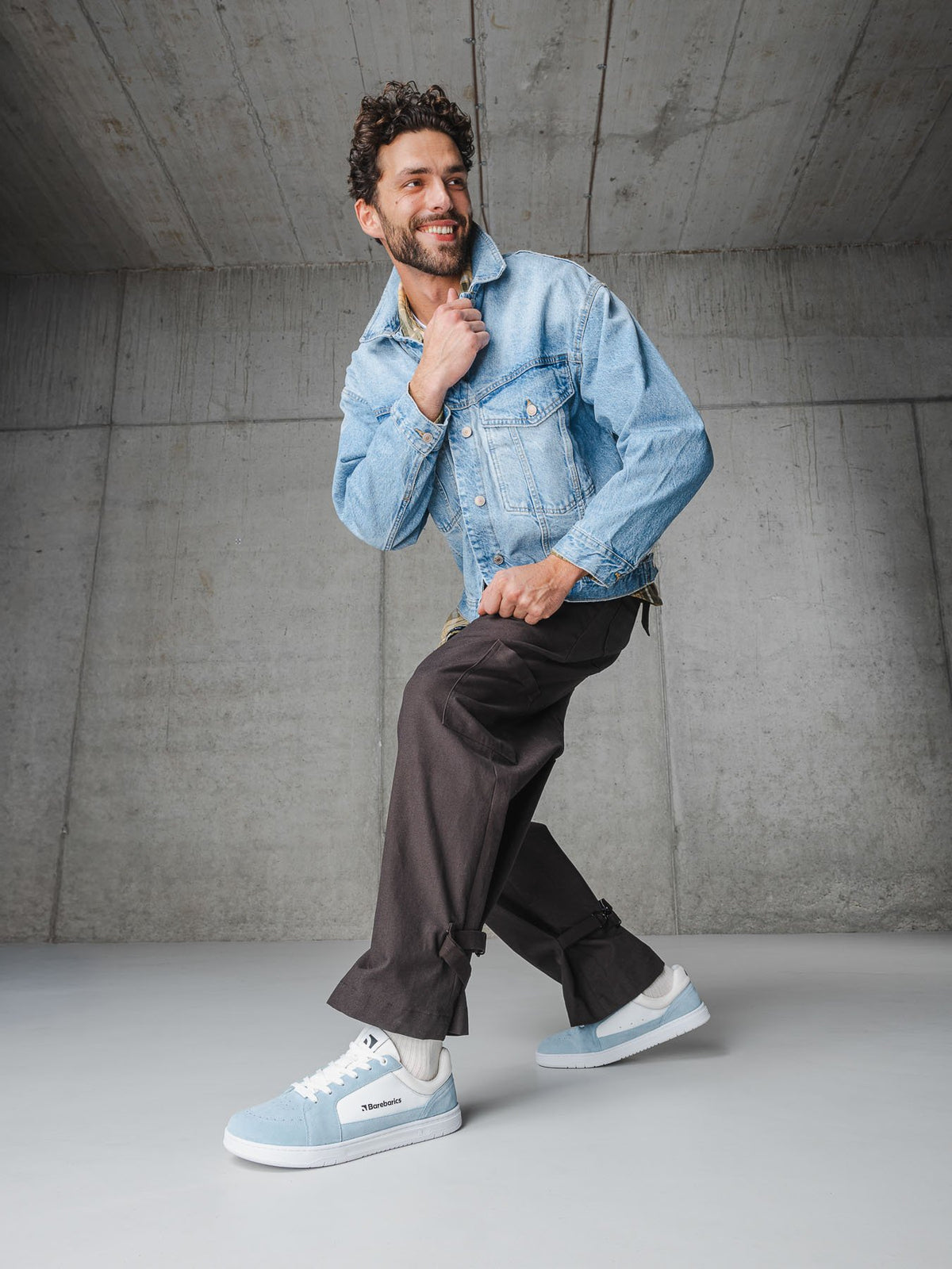 Pre-Order Barebarics baskāju botes Legend - Ice Blue