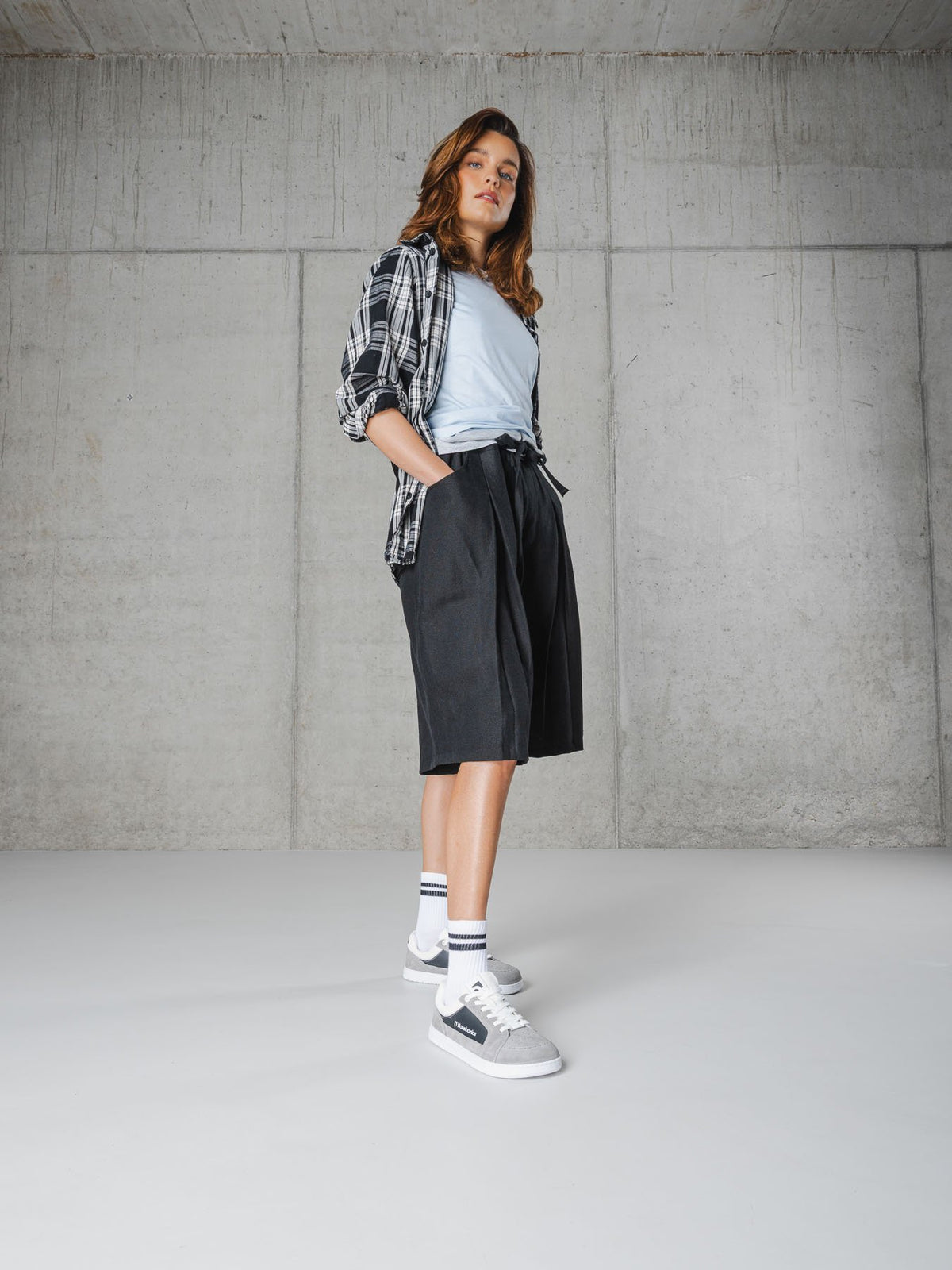 Pre-Order Barebarics baskāju botes Legend - Light Grey
